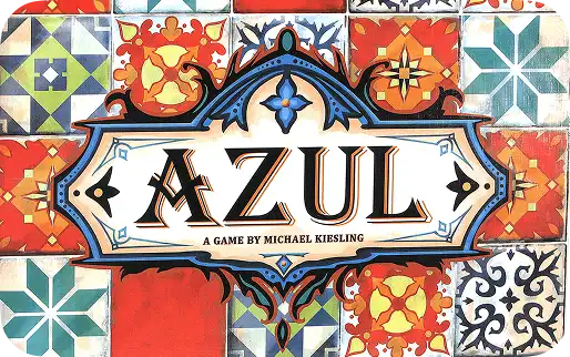 De doos van het spel Azul, versierd met kleurrijke patronen van Portugese azulejo-tegels.
